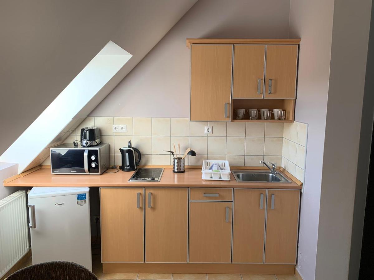 Karospool Apartman Zalakaros Exteriör bild