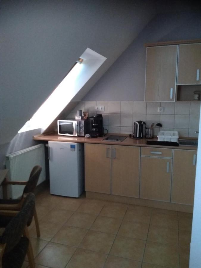 Karospool Apartman Zalakaros Exteriör bild