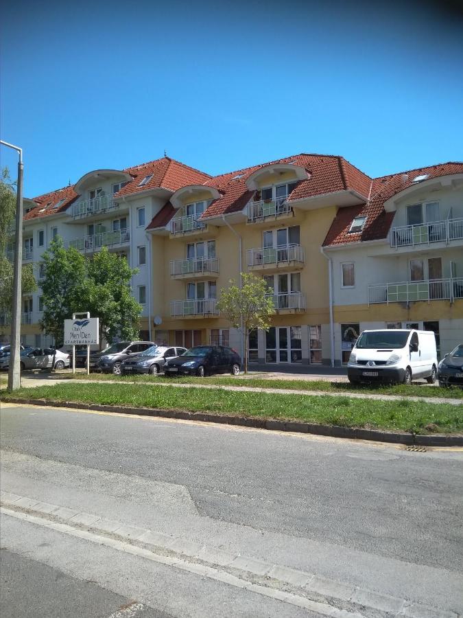 Karospool Apartman Zalakaros Exteriör bild